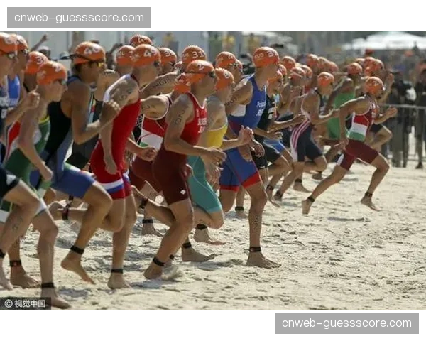 世界铁人三项系列赛日本站，英国选手布朗利兄弟同台竞技引关注